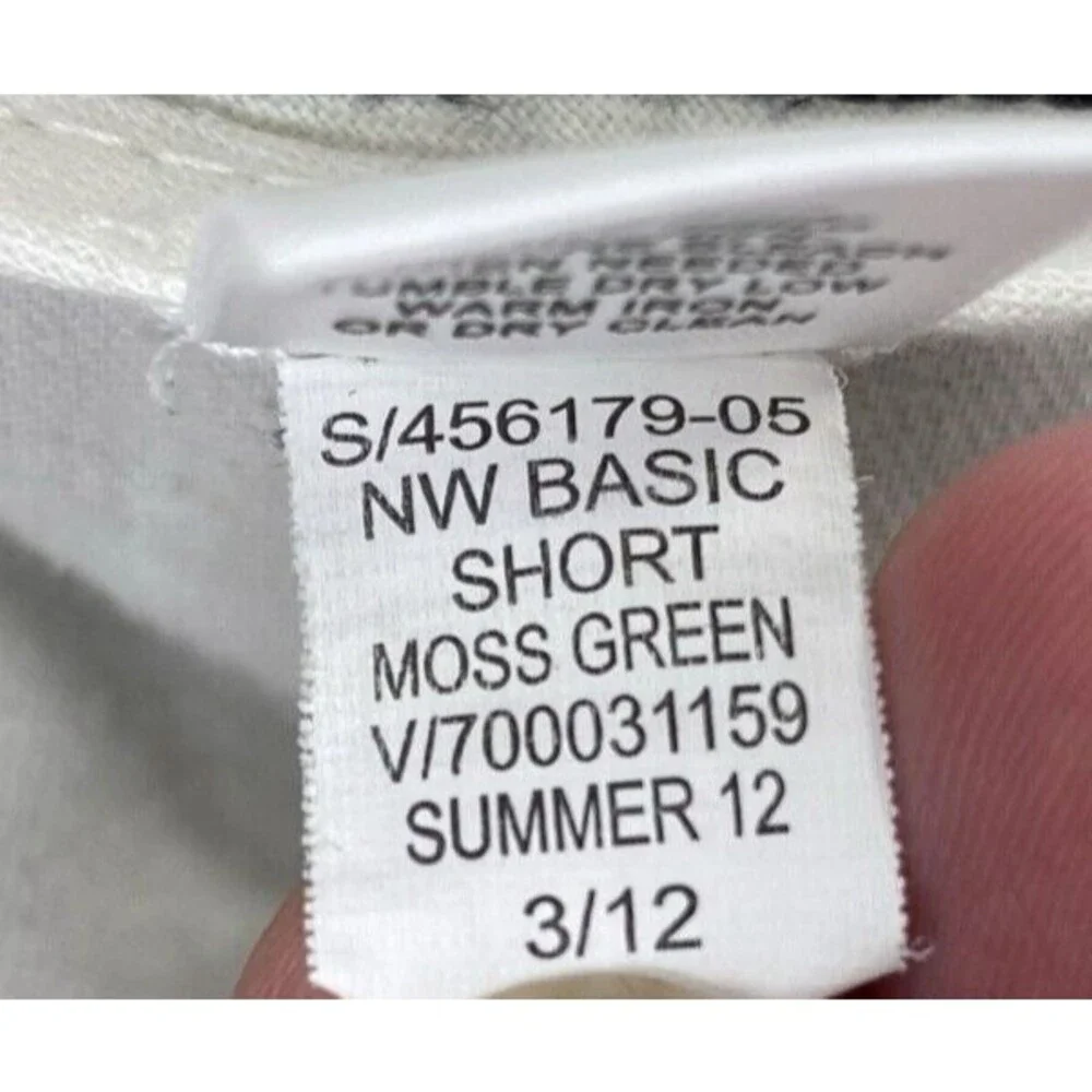 Banana Republic Men's 36 NW Basic Chino Shorts Moss Khaki Olive Green Cotton